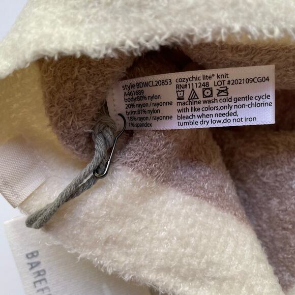 Barefoot Dreams Confetti Beanie Hat Cozychic Lite Cream Taupe NEW - Picture 3 of 4